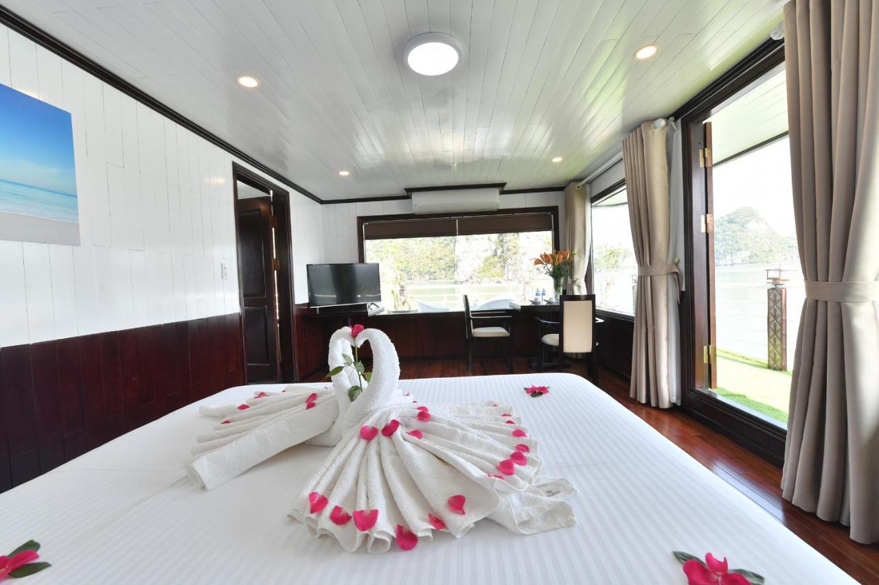 Hotel Halong Sapphire Cruise Nan Giang Exterior foto