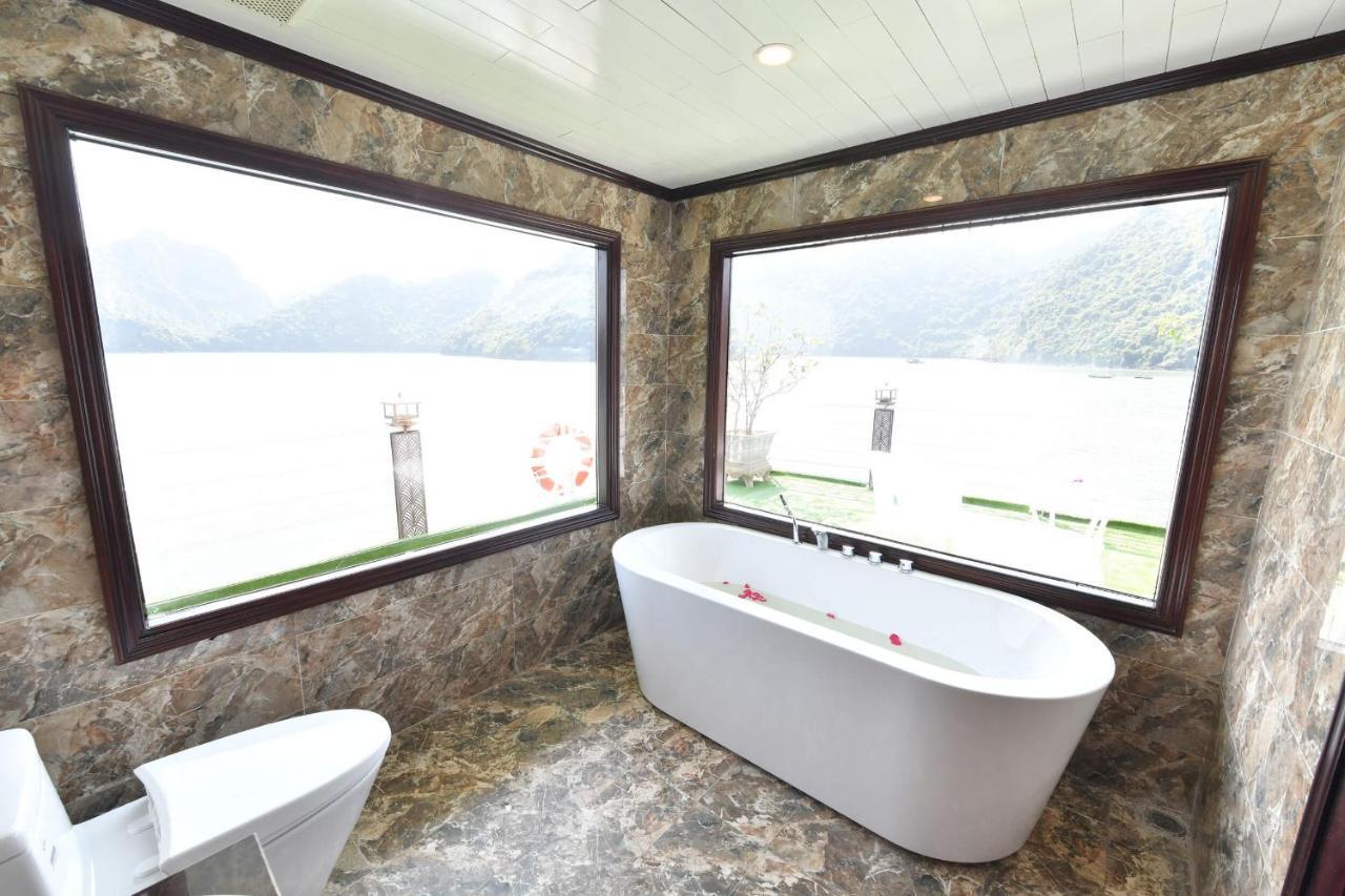 Hotel Halong Sapphire Cruise Nan Giang Exterior foto